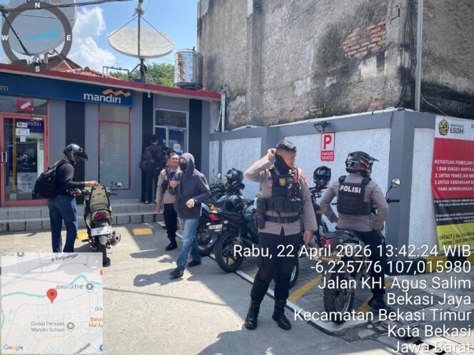 
					Jaga Kondusivitas Siang Hari, Tim Patroli Perintis Presisi Polres Metro Bekasi Kota Sisir Titik Rawan