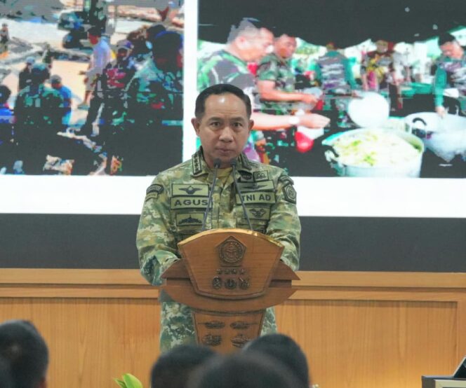 
					Panglima TNI Perkuat Kepemimpinan Unggul dan Inovatif Hadapi Tantangan Global
