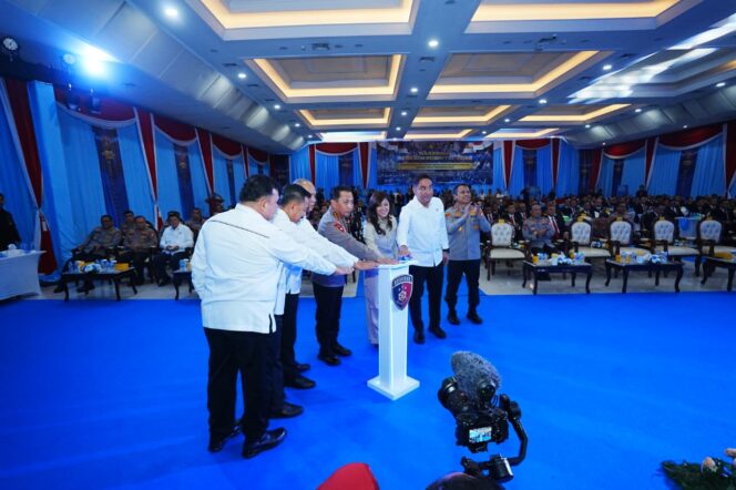
					Buka Rakernis Reskrim, Kapolri Instruksikan Ciptakan Rasa Aman dan Keadilan untuk Masyarakat