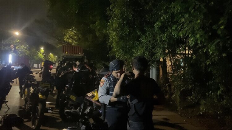 Tim Perintis Presisi Amankan 15 Orang di Jaktim, Sita 7 Celurit