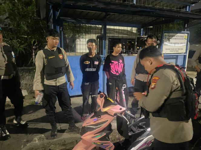 
					Gelar Patroli Jaga Jakarta Hingga Subuh, Tim Serigala dan Buaya Polres Bekasi Kota Amankan Jalur Protokol