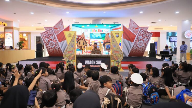 Polres Kediri Kota Gelar Wayang Karton Sarana Edukasi di HKGB ke-74 Tahun 2026