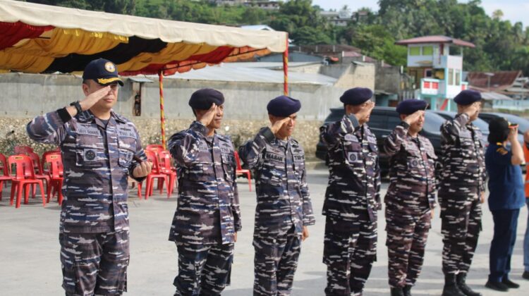 Danlanal Nias Pimpin Merplug Sambut KRI Semarang-594, Gelar “Open Ship” Edukasi Warga Nias