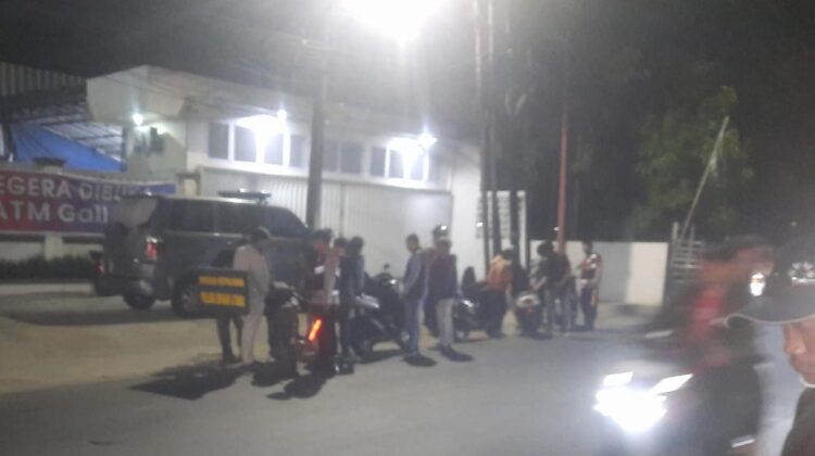 Polsek Bekasi Utara Gelar Patroli KRYD, Situasi Kamtibmas Tetap Kondusif
