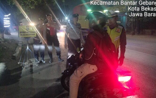 
					Polsek Bantargebang Gelar Razia Stasioner Ops Jaya 21