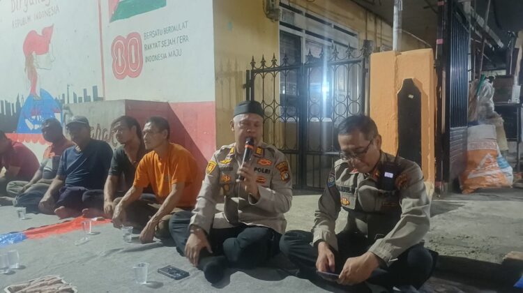 Kapolsek Bekasi Barat Serap Aspirasi Warga Melalui Program Jakarta On The Spot di RW 03 Kranji