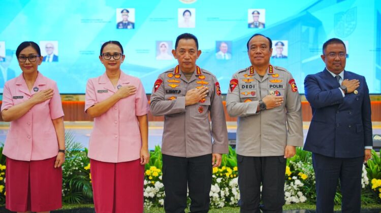 Terima Sertifikat IBDP SMA KTB, Kapolri: Cetak Generasi Muda untuk Wujudkan Indonesia Emas 2045