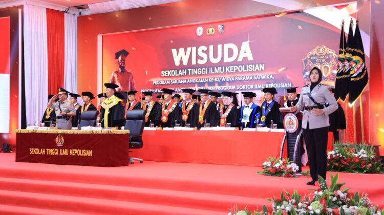 Lahirkan Pemimpin Polri Masa Depan, STIK Wisuda 289 Lulusan S1, S2, dan Doktor Ilmu Kepolisian