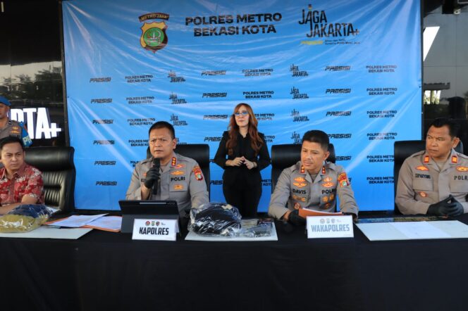
					Polres Metro Bekasi Kota Ungkap Pencurian Rumah Kosong di Mustika Jaya Kota Bekasi