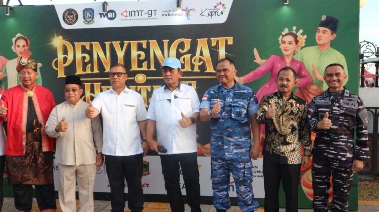 Danlanal Bintan Wakili Dankodaeral IV Hadiri Penutupan Penyengat Heritage 2026