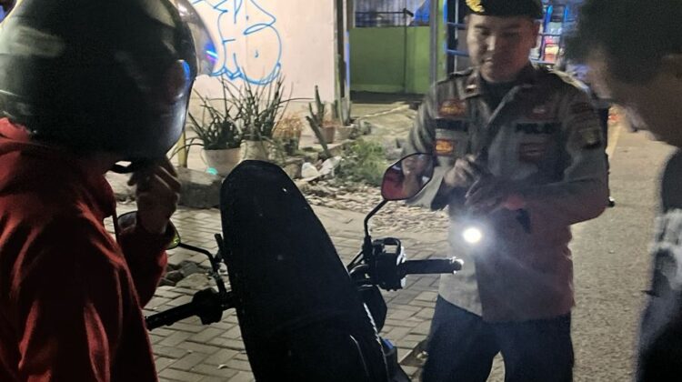 Jaga Jakarta On The Spot Gelar Razia Stasioner dan Patroli Polsek Bekasi Barat Cegah Tawuran serta Kejahatan Jalanan