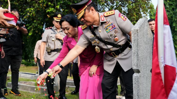 Polri Gelar Ziarah dan Tabur Bunga Jelang Hari Bhayangkara ke-80