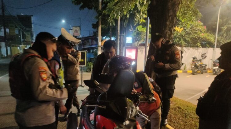 Tekan Kejahatan Jalanan, Tim Perintis Presisi Polres Metro Bekasi Kota Gelar Operasi OKJ