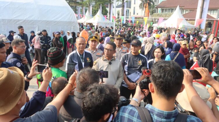 Pasar Rakyat dan Bazar UMKM Hari Bhayangkara ke-80 Polres Tangerang Selatan