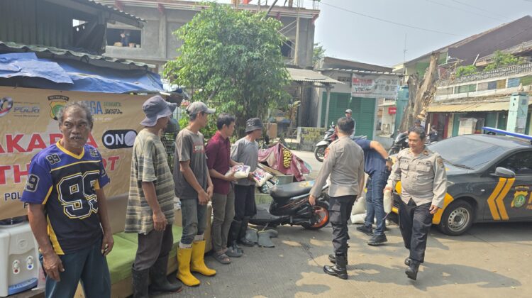 POLSEK RAWALUMBU HADIR BERSAMA WARGA LEWAT PROGRAM JAGA JAKARTA ON THE SPOT