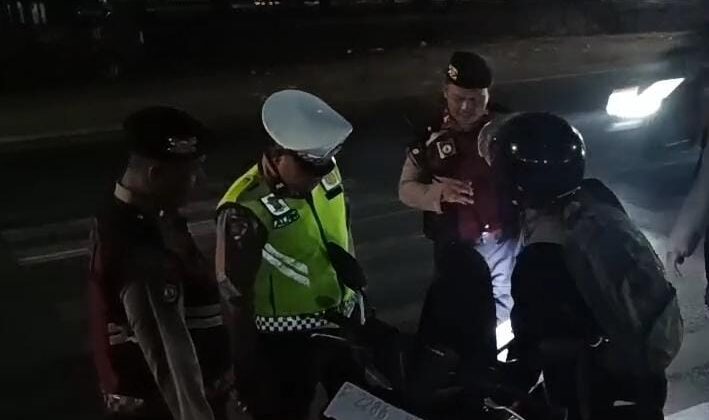 GASPOL TENGAH MALAM! POLSEK BANTAR GEBANG GEBER OPS JAYA 21 & PATROLI SKALA SEDANG CEGAH TAWURAN & KEJAHATAN JALANAN