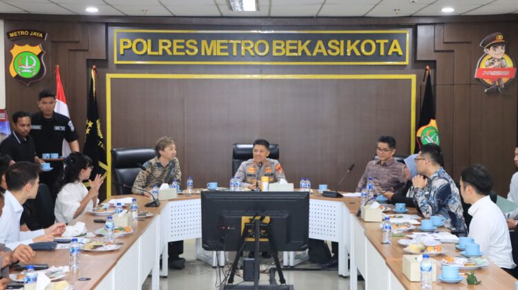 Kunjungan Delegasi HTIIL Kepolisian Jepang ke Polres Metro Bekasi Kota