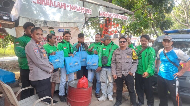 Kapolsek Medansatria “Jaga Bekasi On The Spot” di Kp. Pintu Air, Serap Aspirasi Ojol dan Warga