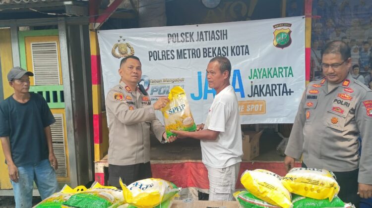 JAGA JAKARTA ON THE SPOT: KAPOLSEK JATIASIH SERAP ASPIRASI WARGA JATIMEKAR JATIASIH