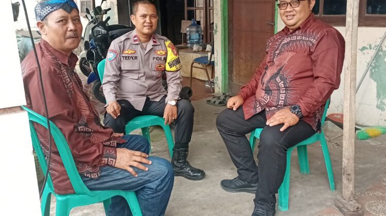 Jaga Jakarta On The Spot Bhabinkamtibmas Bintara Polsek Bekasi Barat Ajak Warga Aktifkan Siskamling untuk Cegah Tawuran