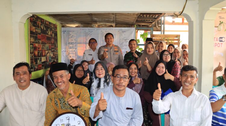 Lewat Program ‘Jakarta On The Spot’, Kapolres Metro Bekasi Kota Serap Aspirasi Warga Bantar Gebang dan Gandeng Mahasiswa Cipayung Plus
