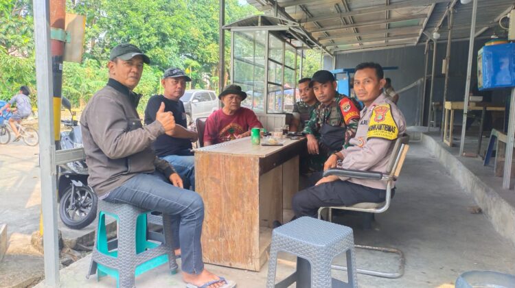 JAGA BEKASI ON THE SPOT : BHABINKAMTIBMAS KELURAHAN JATIRASA SERAP ASPIRASI WARGA