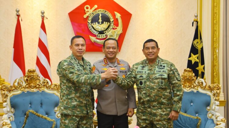 Kapolda Metro Jaya dan Pangdam Jaya Kunjungi Pangkormar, Perkuat Sinergi TNI-Polri