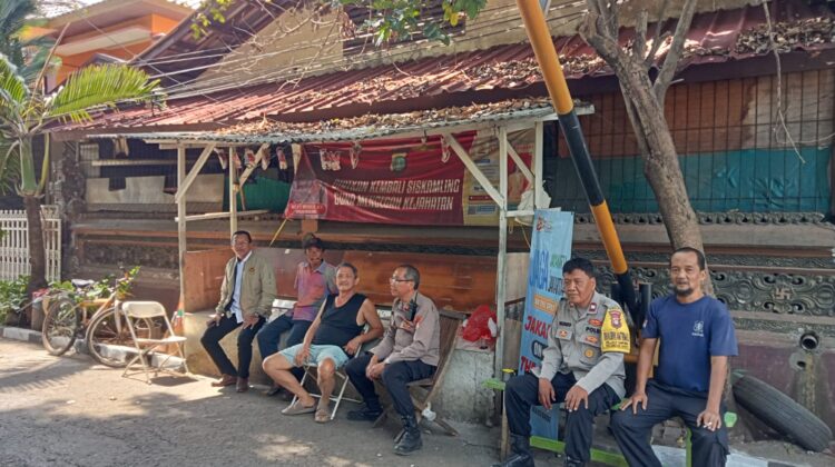 Polsek Bekasi Barat Ajak Warga Jaga Kamtibmas Melalui Jakarta On The Spot di Jakasampurna