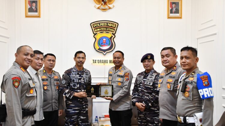 Perkuat Sinergitas, Danlanal Nias Laksanakan Kunjungan Silaturahmi ke Polres Nias